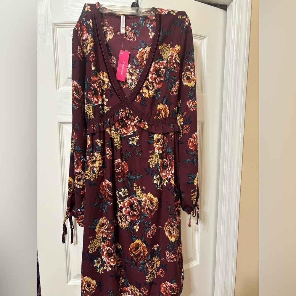 NWT maroon flowy Floral sundress